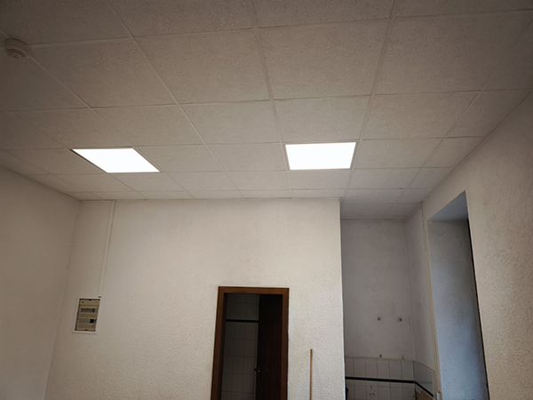 Jugendraum: W§ände wurden fertig gestellt
